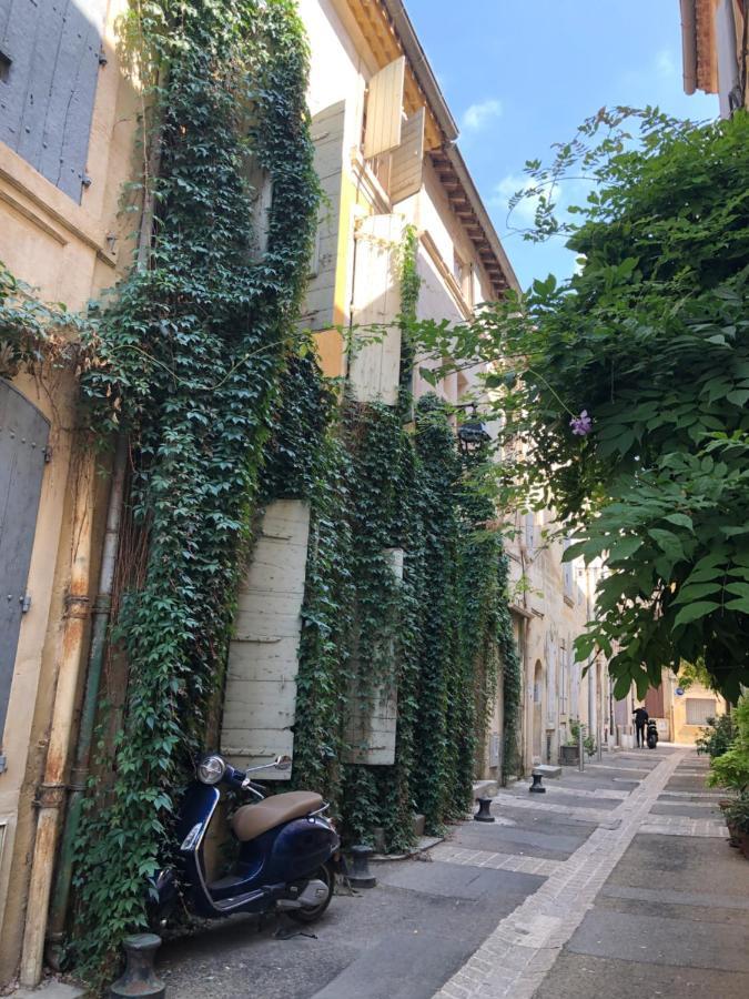 ארל Studio De Charme A La Roquette מראה חיצוני תמונה